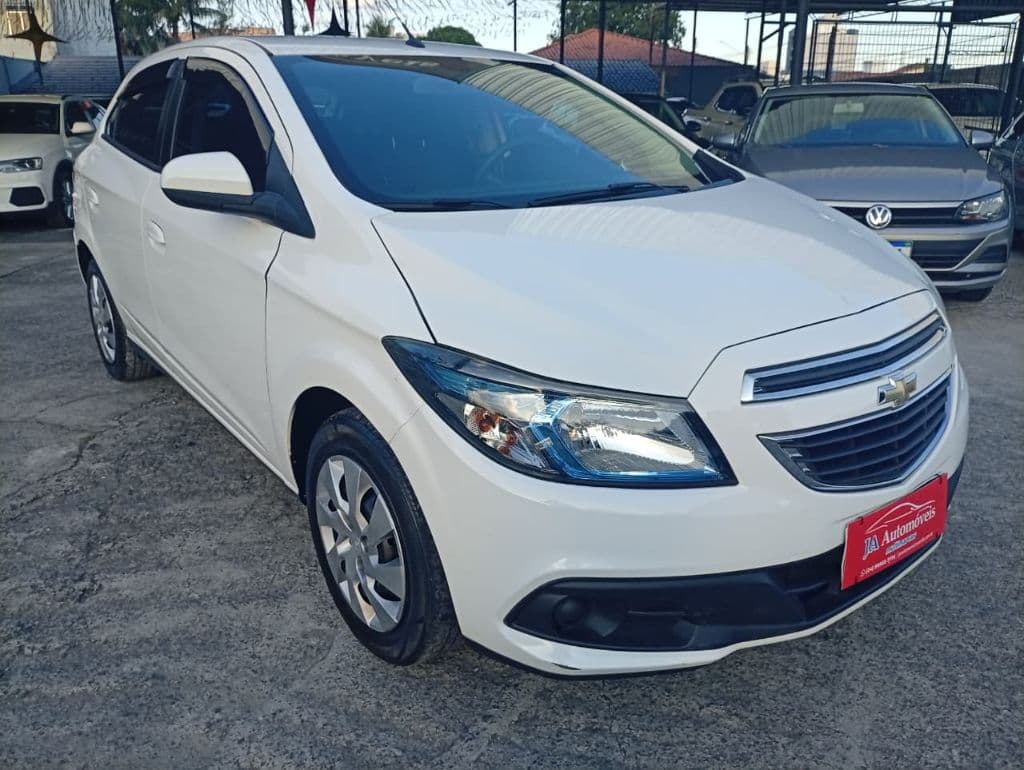 ONIX HATCH LT 1.4 8V FlexPower 5p Mec. foto 3