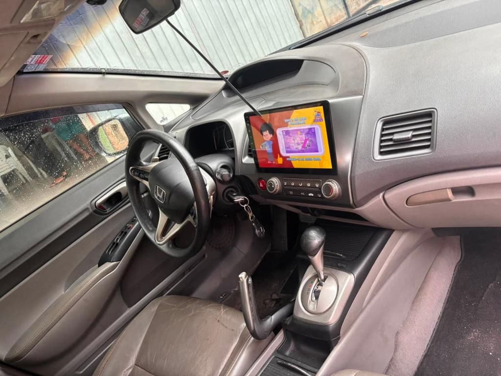 HONDA CIVIC 1.8 LXL 16V FLEX 4P AUTOMÁTICO 2010 foto 2