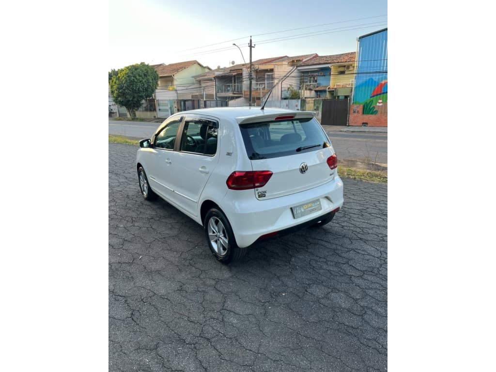 VOLKSWAGEN FOX 1.6 MSI COMFORTLINE 8V FLEX 4P MANUAL 2017 foto 3