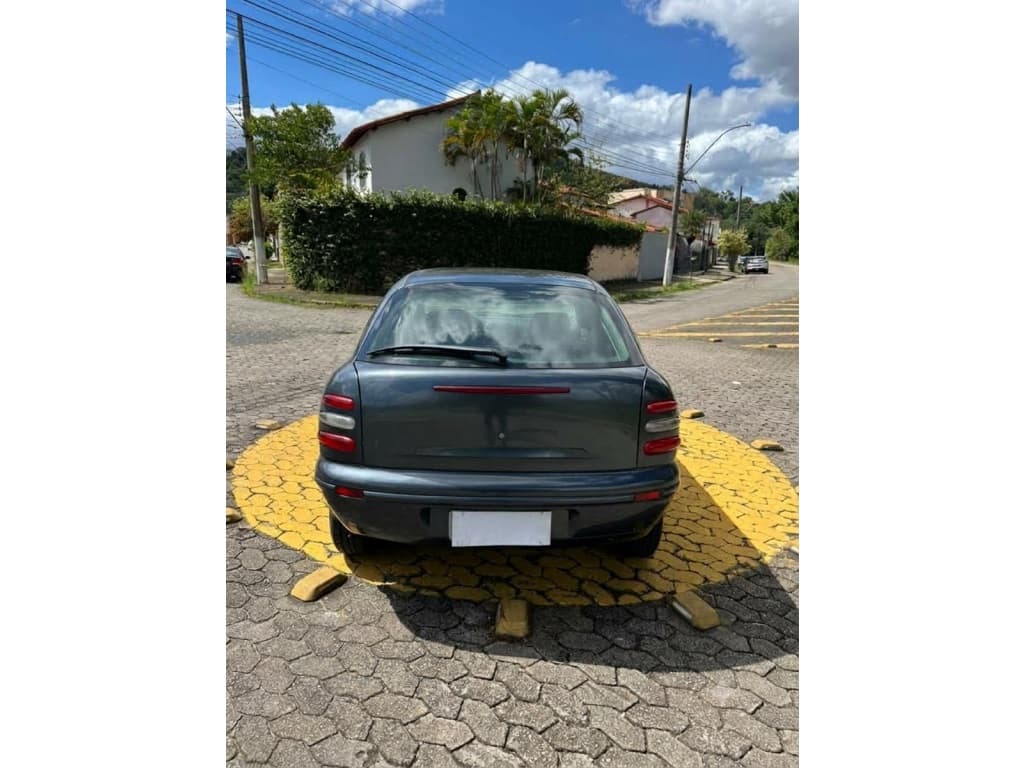 FIAT BRAVA 1.6 MPI SX 16V 106CV GASOLINA 4P MANUAL 2003 foto 3