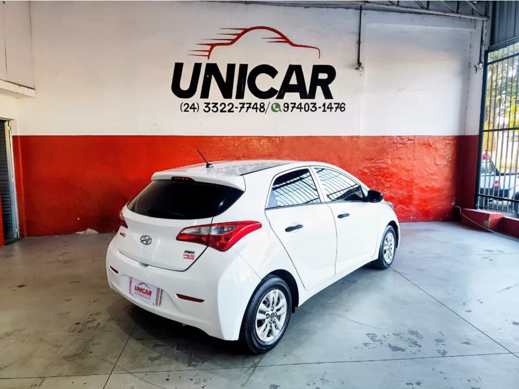HYUNDAI HB20 1.0 COMFORT PLUS 12V FLEX 4P MANUAL 2014 foto 2