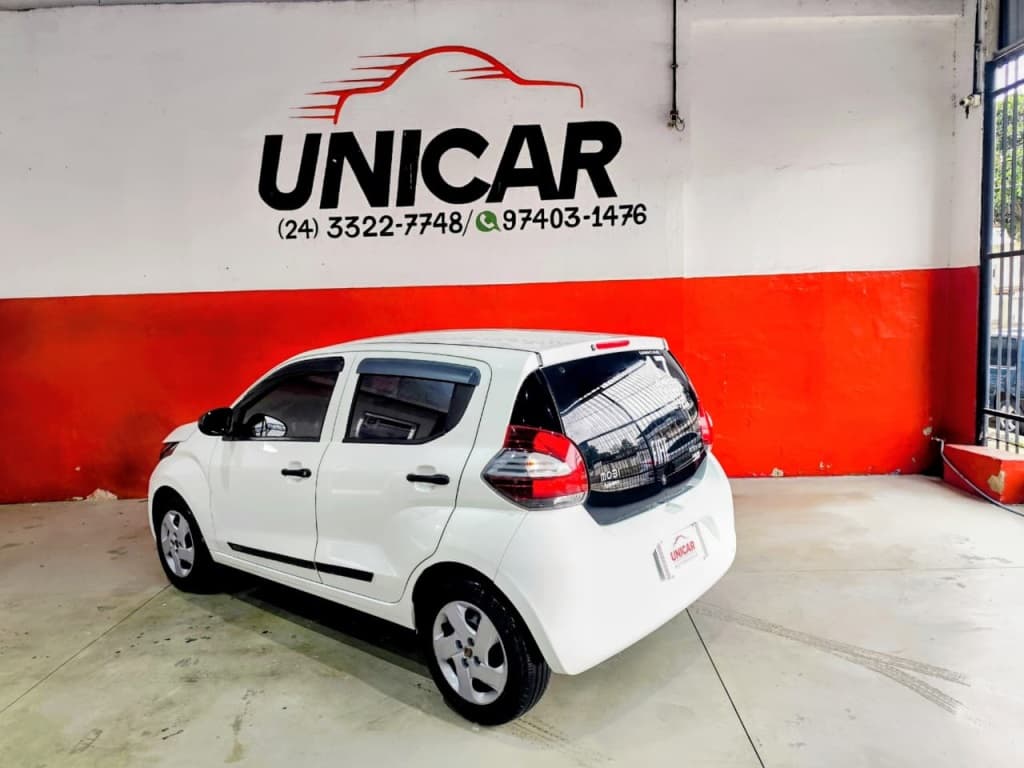 FIAT MOBI 1.0 8V EVO FLEX EASY ON MANUAL 2017 foto 2