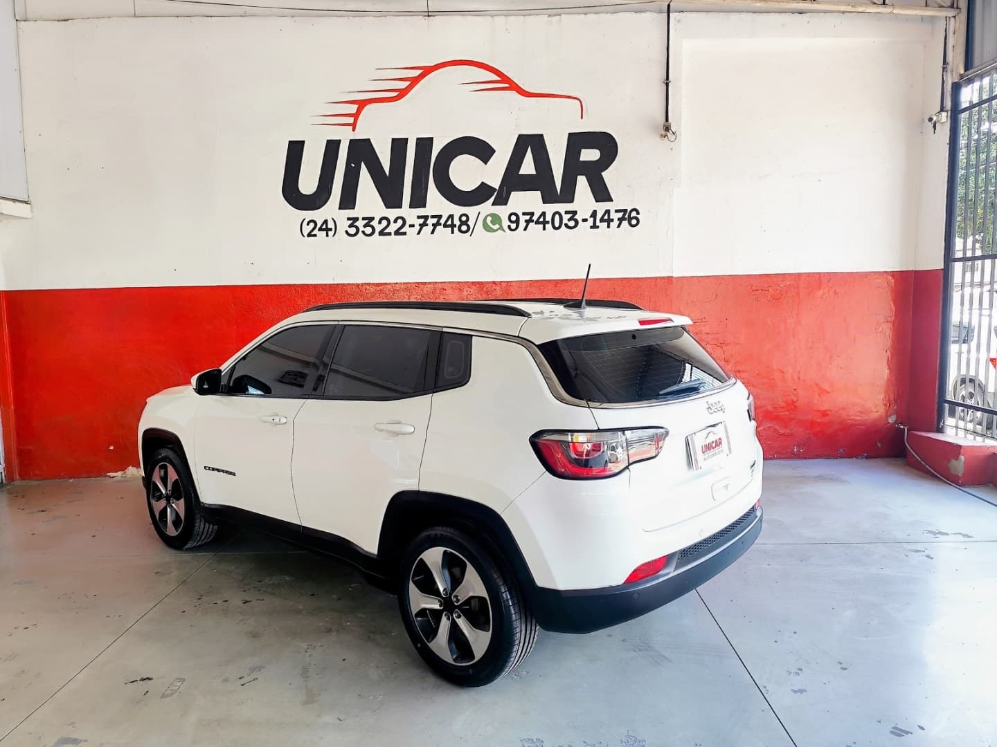 JEEP COMPASS 2.0 16V FLEX LONGITUDE AUTOMÁTICO 2018 foto 2