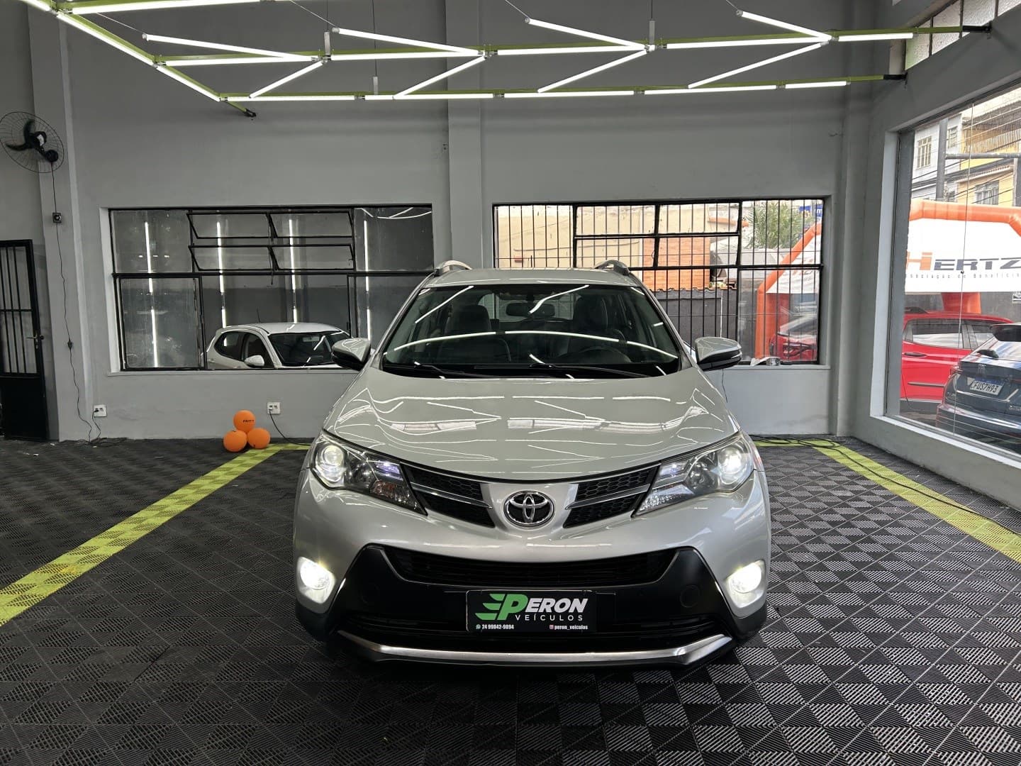 TOYOTA RAV4 2.0 TOP 4X2 16V GASOLINA 4P AUTOMÁTICO 2015 foto 2