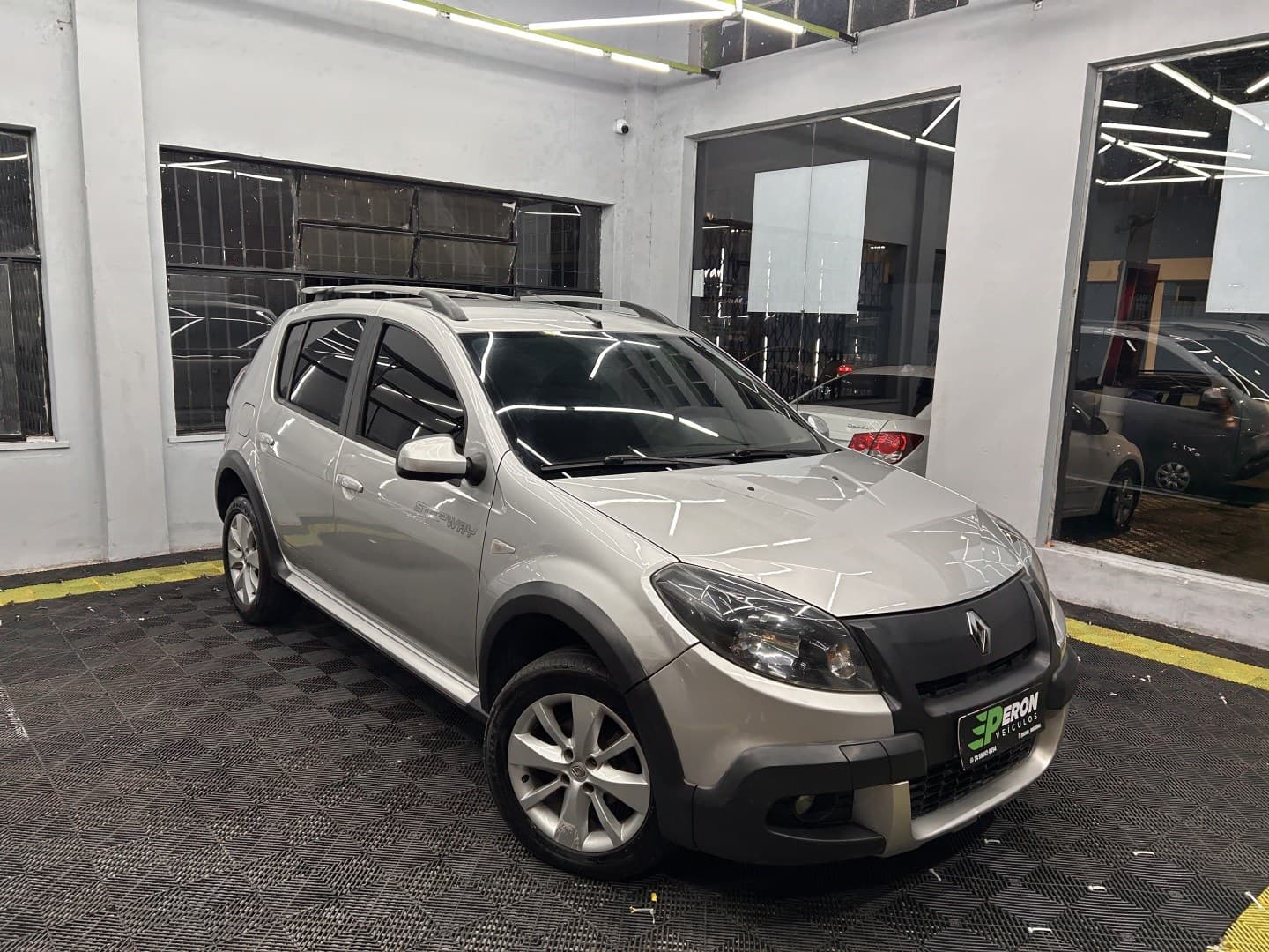 RENAULT SANDERO 1.6 STEPWAY 16V FLEX 4P AUTOMÁTICO 2014 foto 3
