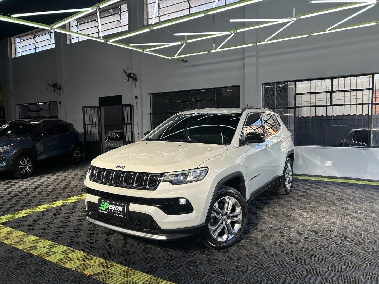 JEEP COMPASS 1.3 T270 TURBO FLEX LONGITUDE AT6 2022 foto 1