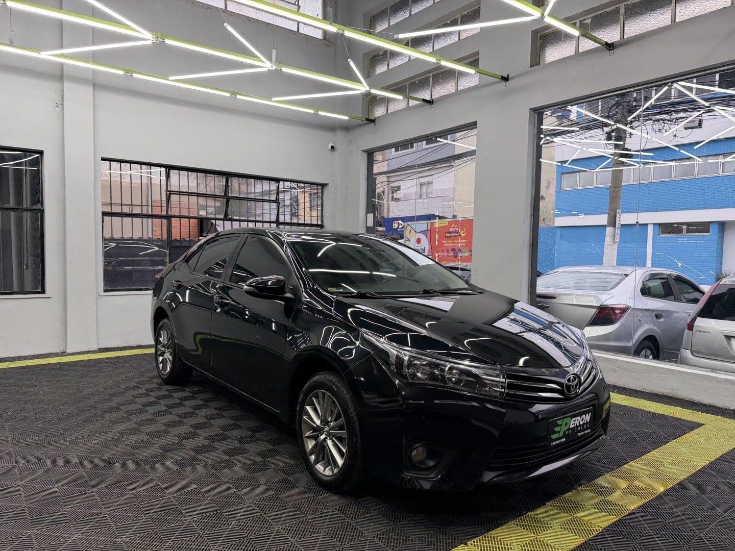 TOYOTA COROLLA 2.0 XEI 16V FLEX 4P AUTOMÁTICO 2017 foto 2