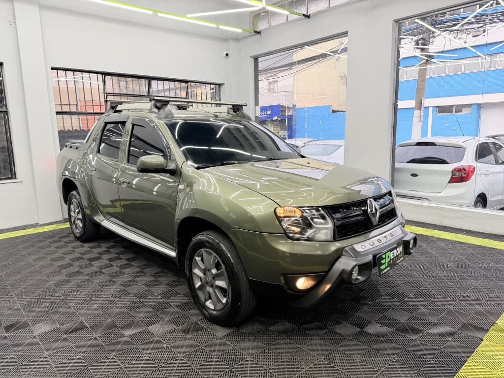 RENAULT DUSTER OROCH 2.0 16V FLEX DYNAMIQUE 4P AUTOMÁTICO 2017 foto 2