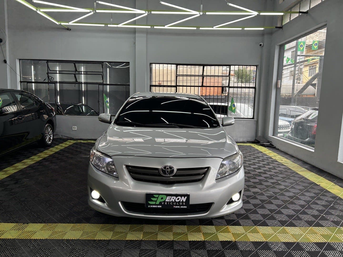 TOYOTA COROLLA 2.0 XEI 16V FLEX 4P AUTOMÁTICO 2011 foto 2