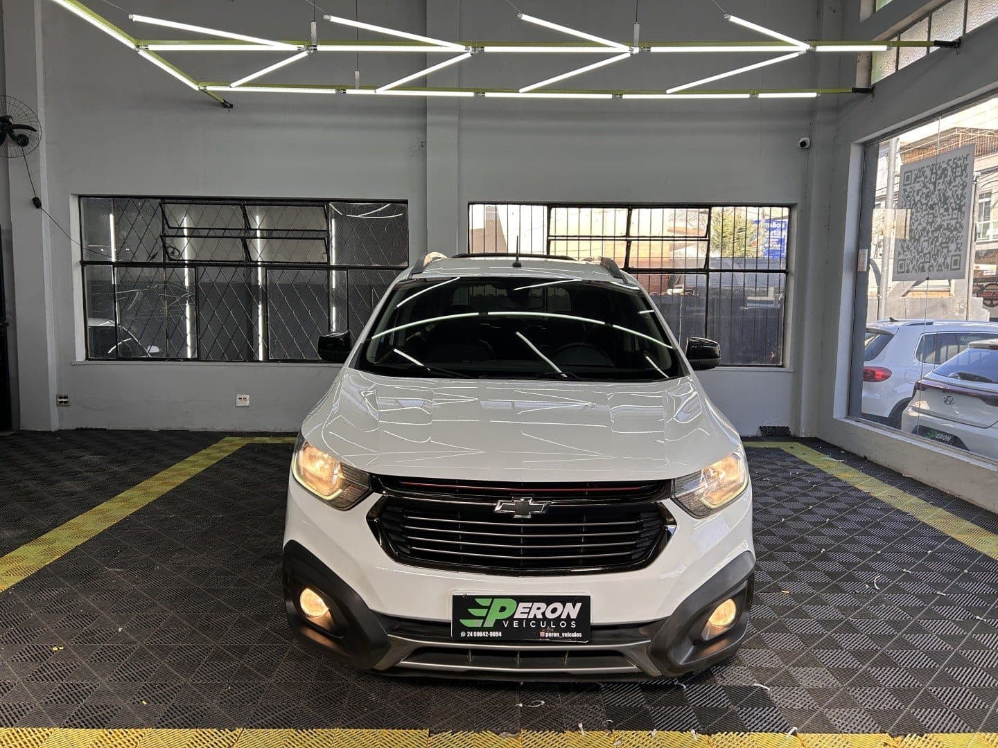 CHEVROLET SPIN 1.8 ACTIV 8V FLEX 4P AUTOMÁTICO 2019 foto 2