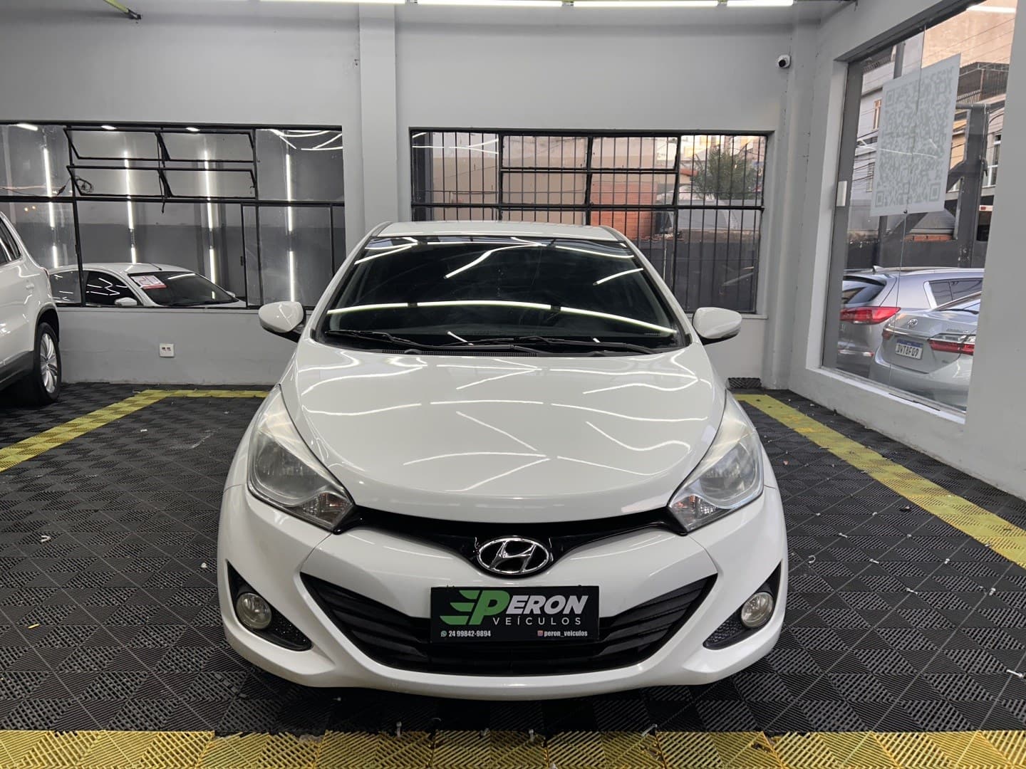 HYUNDAI HB20 1.6 PREMIUM 16V FLEX 4P AUTOMÁTICO 2015 foto 2