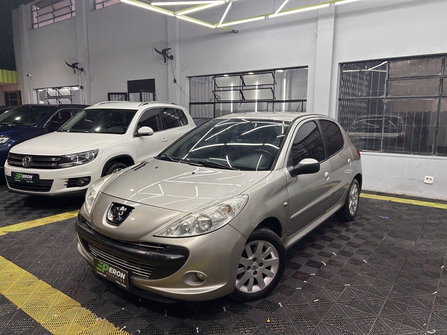 PEUGEOT 207 1.6 XS 16V FLEX 4P AUTOMÁTICO 2010 foto 1