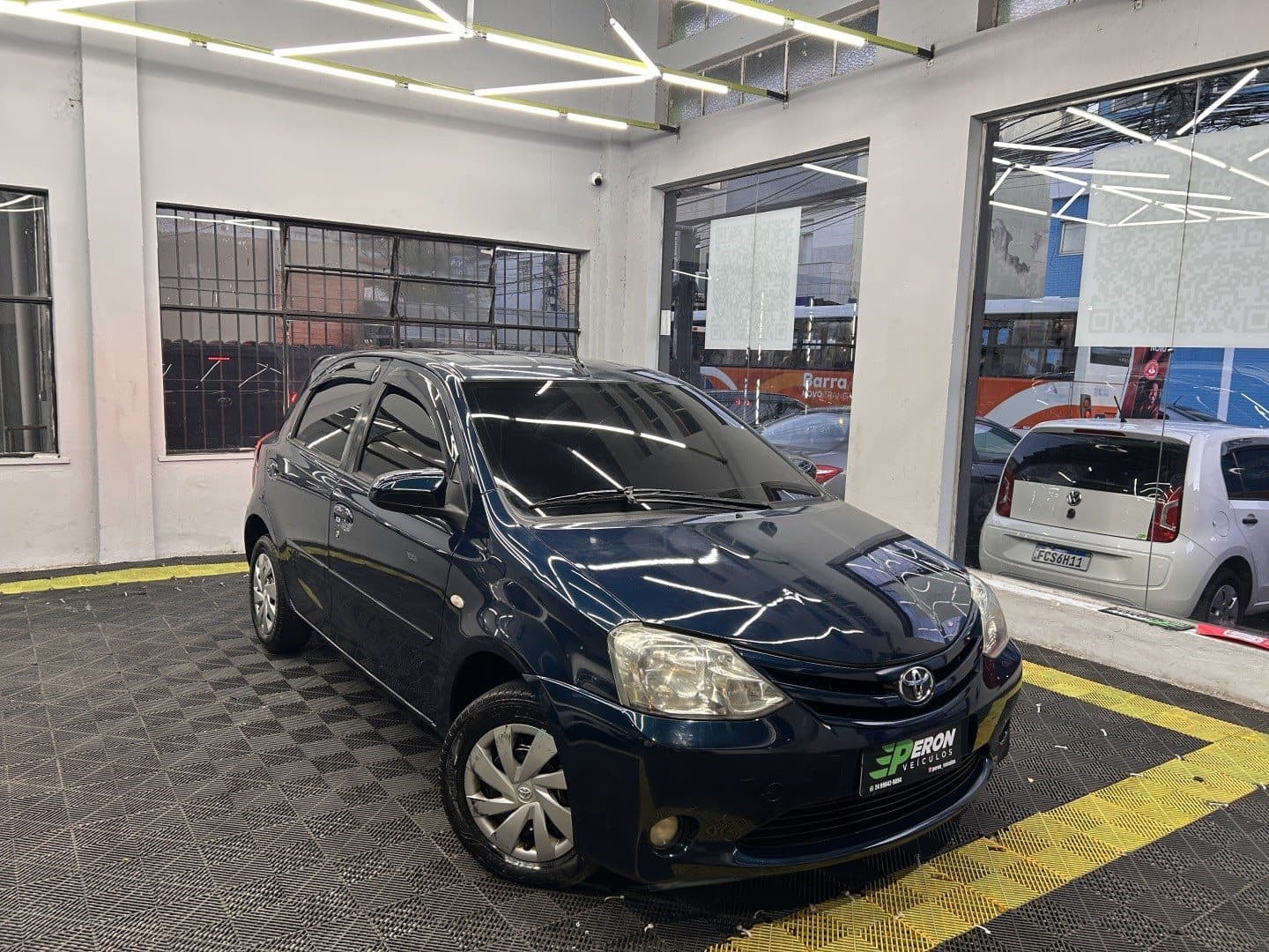 TOYOTA ETIOS 1.5 XS 16V FLEX 4P MANUAL 2017 foto 3
