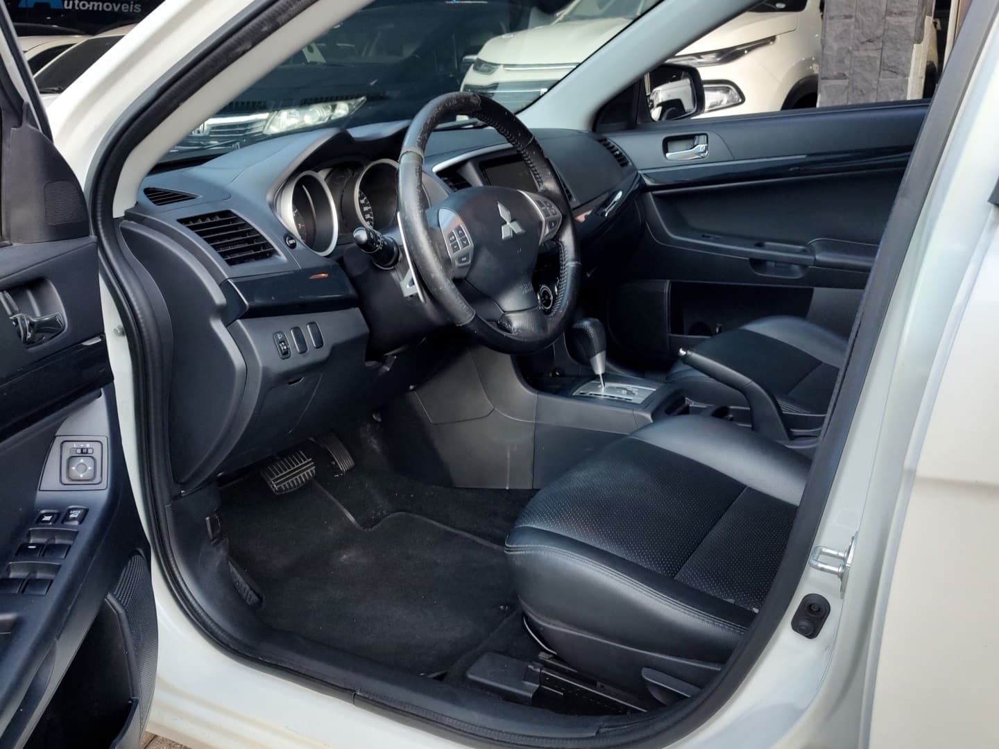 MITSUBISHI LANCER 2.0 HL-T 16V GASOLINA 4P AUTOMÁTICO 2018 foto 3