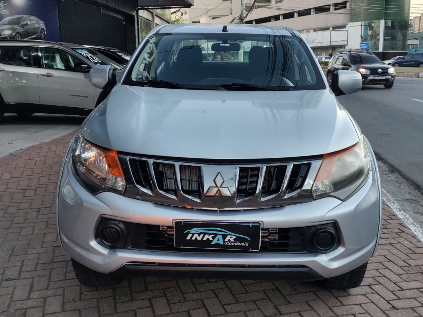 MITSUBISHI L200 TRITON 2.4 16V TURBO DIESEL SPORT GLS CD 4P 4X4 AUTOMÁTICO 2019 foto 2