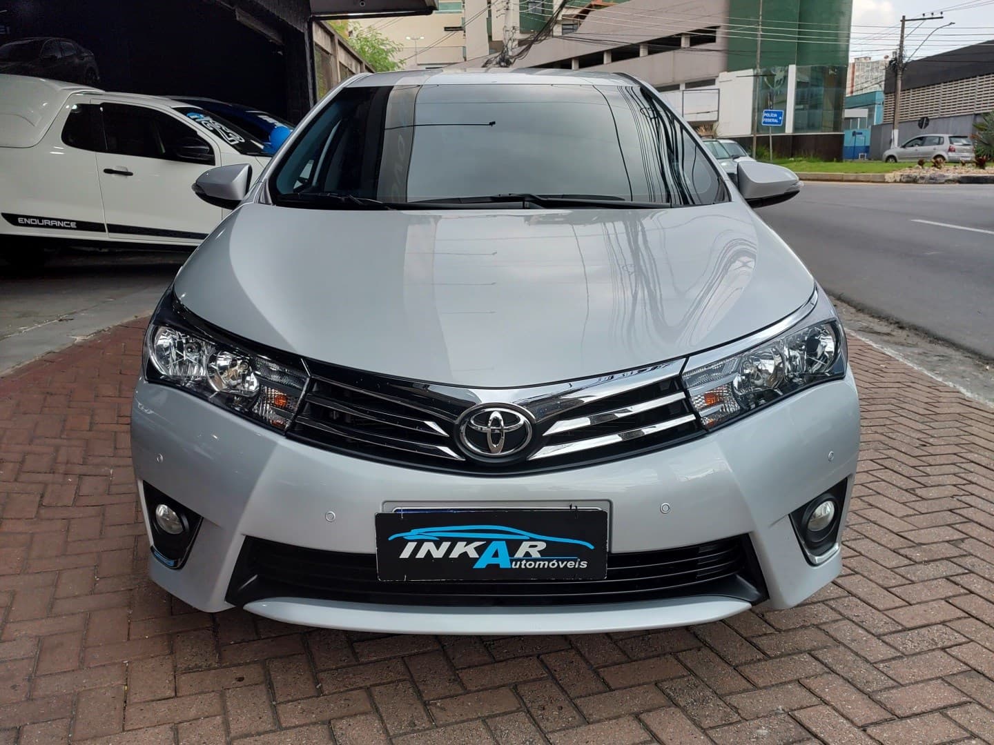 TOYOTA COROLLA 2.0 XEI 16V FLEX 4P AUTOMÁTICO 2017 foto 2