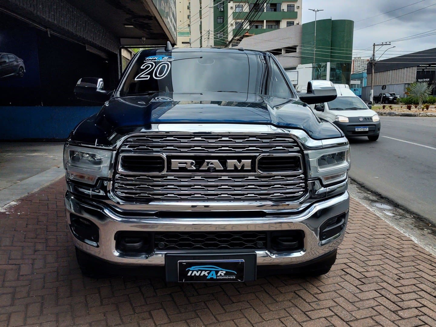 DODGE RAM 6.7 2500 LARAMIE 4X4 CD I6 TURBO DIESEL 4P AUTOMÁTICO 2020 foto 2