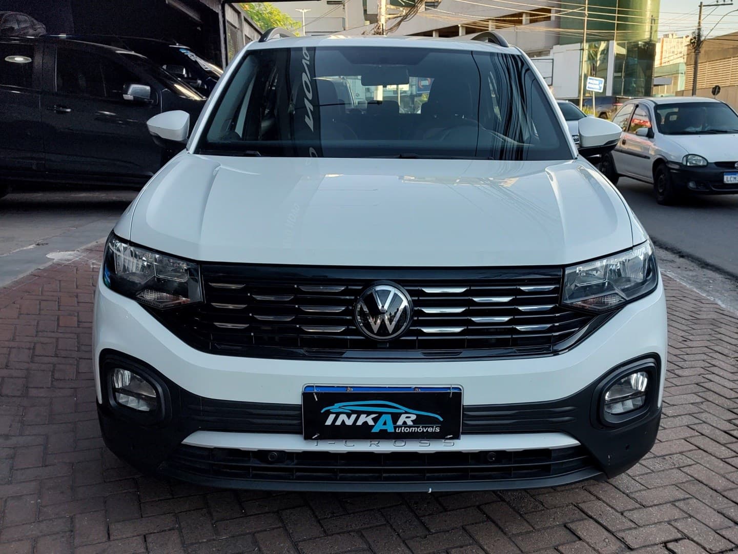 VOLKSWAGEN T-CROSS 1.0 200 TSI TOTAL FLEX COMFORTLINE AUTOMÁTICO 2024 foto 2