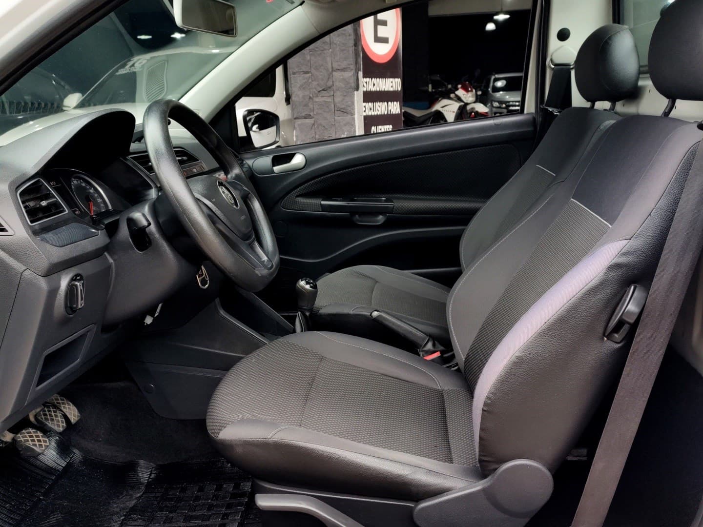 VOLKSWAGEN SAVEIRO 1.6 MSI TRENDLINE CS 8V FLEX 2P MANUAL 2018 foto 3