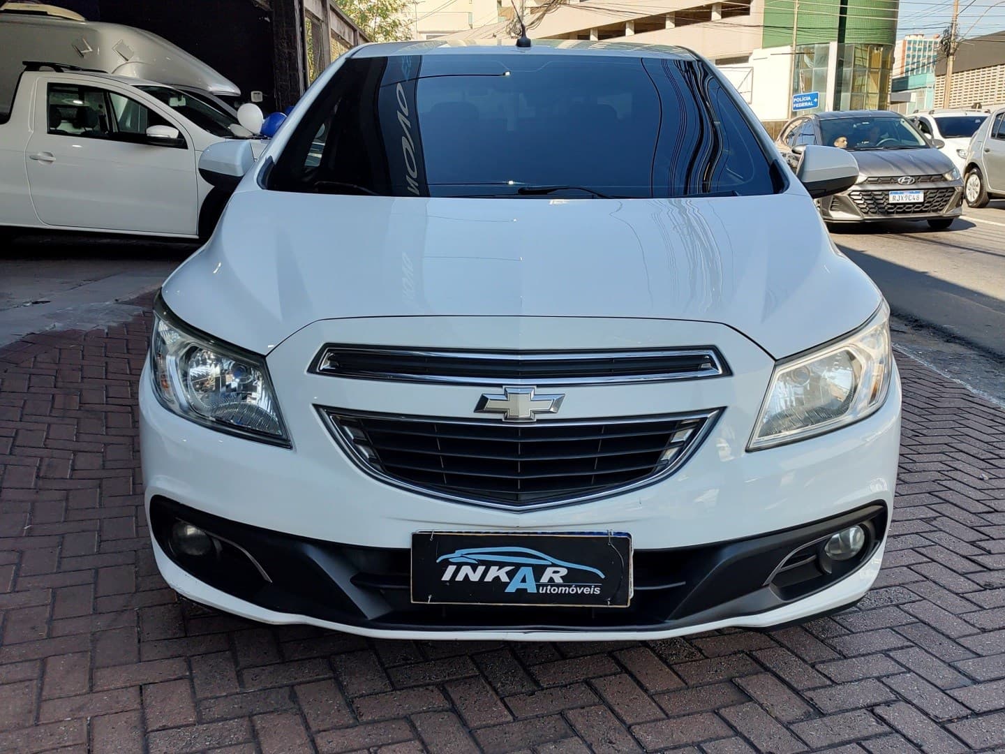 CHEVROLET PRISMA 1.0 MPFI LT 8V FLEX 4P MANUAL 2015 foto 2