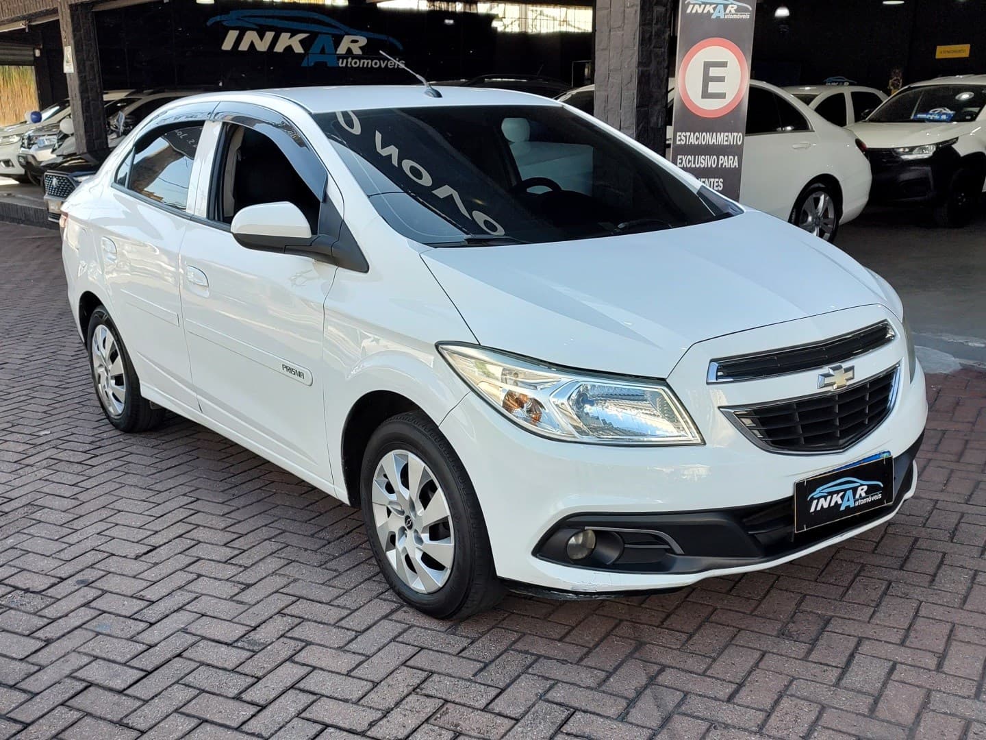CHEVROLET PRISMA 1.0 MPFI LT 8V FLEX 4P MANUAL 2015 foto 3