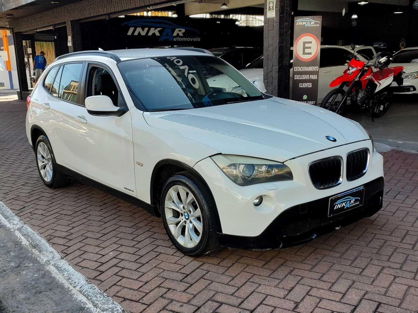 BMW X1 2.0 16V GASOLINA SDRIVE18I 4P AUTOMÁTICO 2012 foto 3