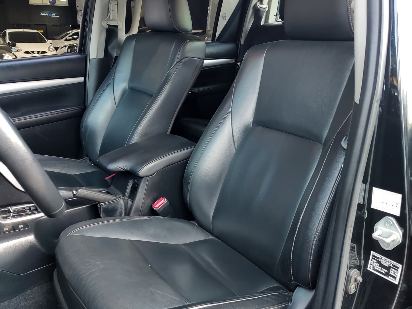 TOYOTA HILUX 2.8 SRV 4X4 CD 16V DIESEL 4P AUTOMÁTICO 2017 foto 3