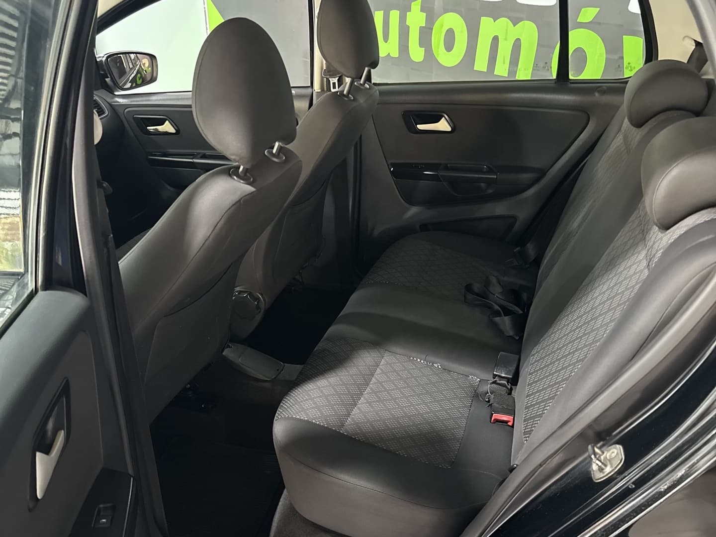 VOLKSWAGEN FOX 1.0 MPI COMFORTLINE 12V FLEX 4P MANUAL 2016 foto 3