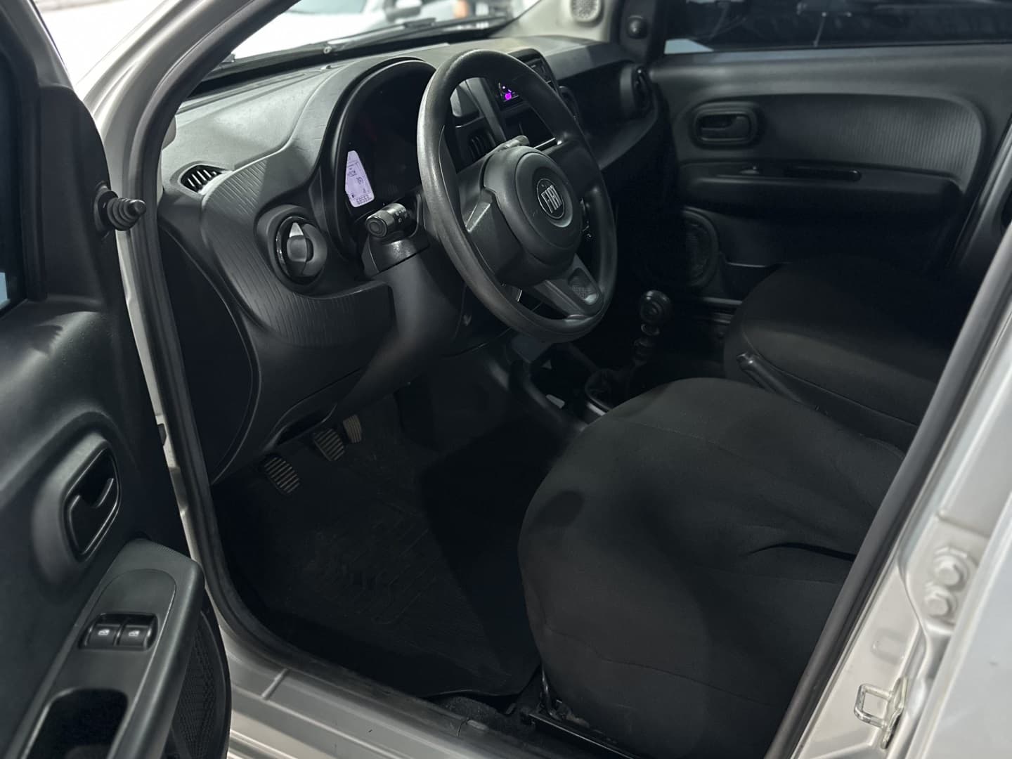 FIAT MOBI 1.0 EVO FLEX LIKE. MANUAL 2023 foto 3