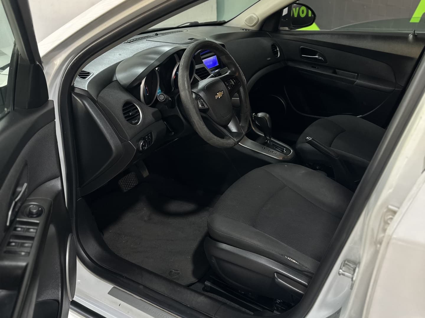 CHEVROLET CRUZE 1.8 LT 16V FLEX 4P AUTOMÁTICO 2013 foto 2