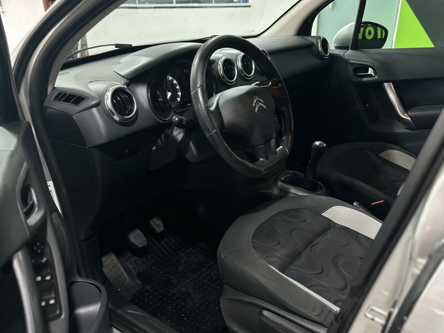 CITROEN C3 1.5 ORIGINE 8V FLEX 4P MANUAL 2015 foto 2