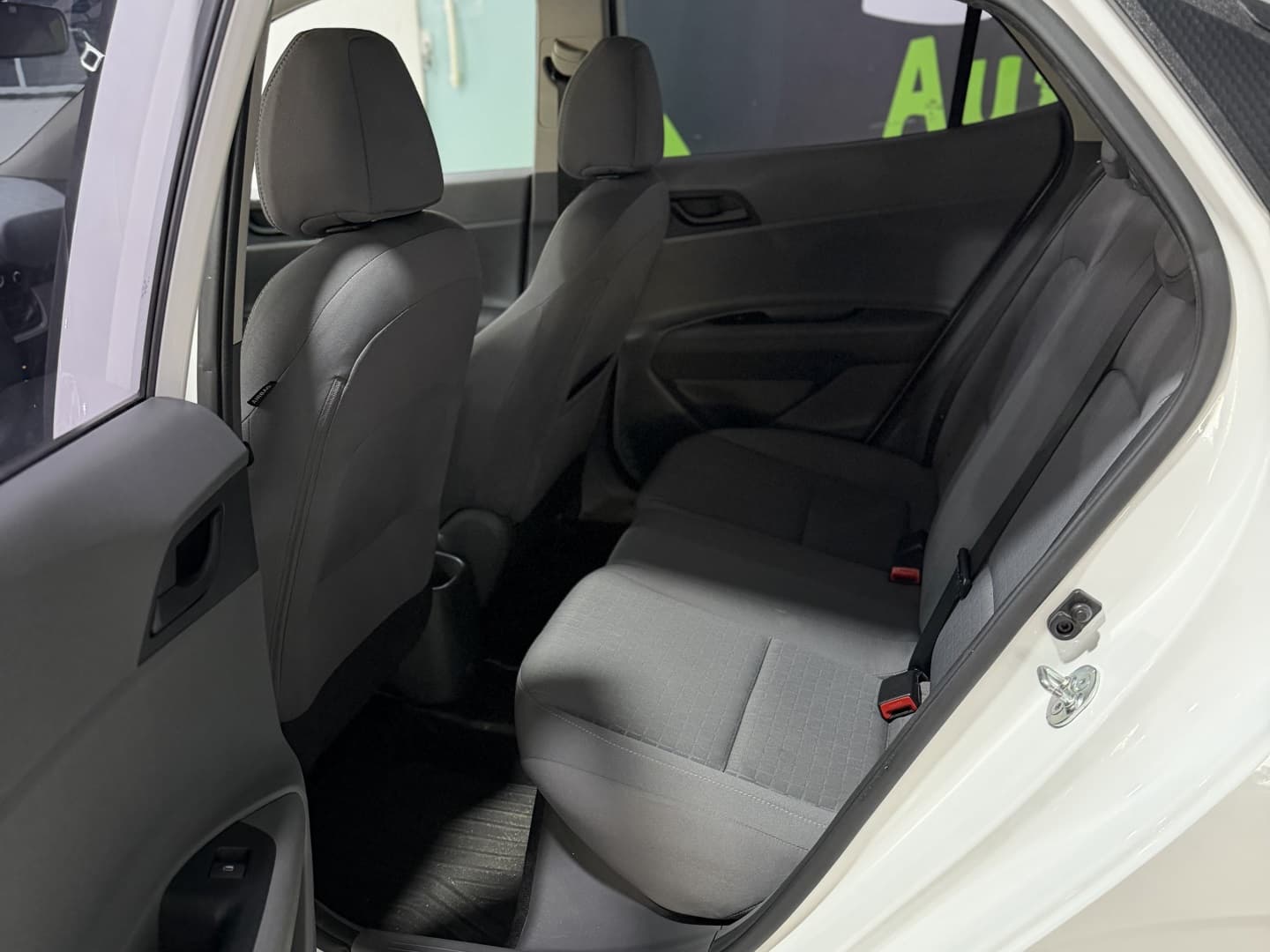HYUNDAI HB20S 1.0 12V FLEX COMFORT PLUS MANUAL 2024 foto 3