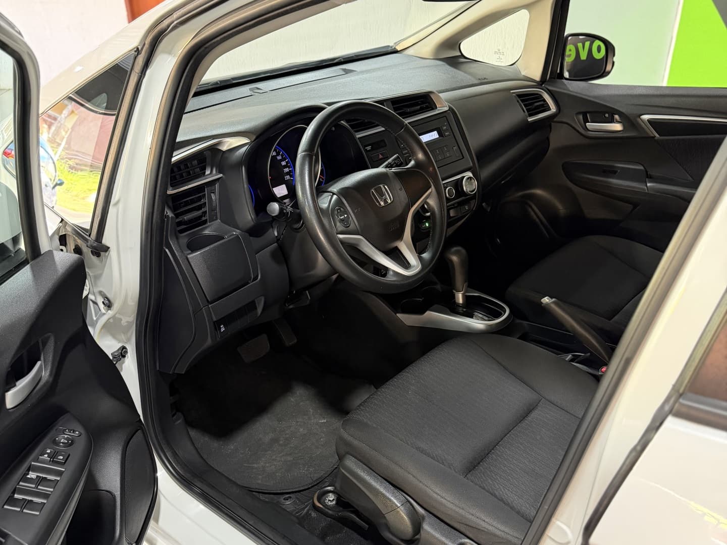 HONDA FIT 1.5 LX 16V FLEX 4P AUTOMÁTICO 2018 foto 2