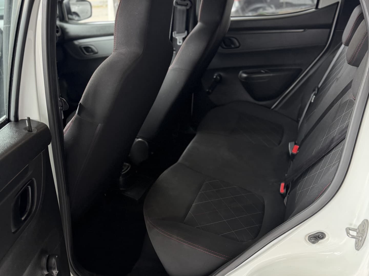 RENAULT KWID 1.0 12V SCE FLEX ZEN MANUAL 2022 foto 3