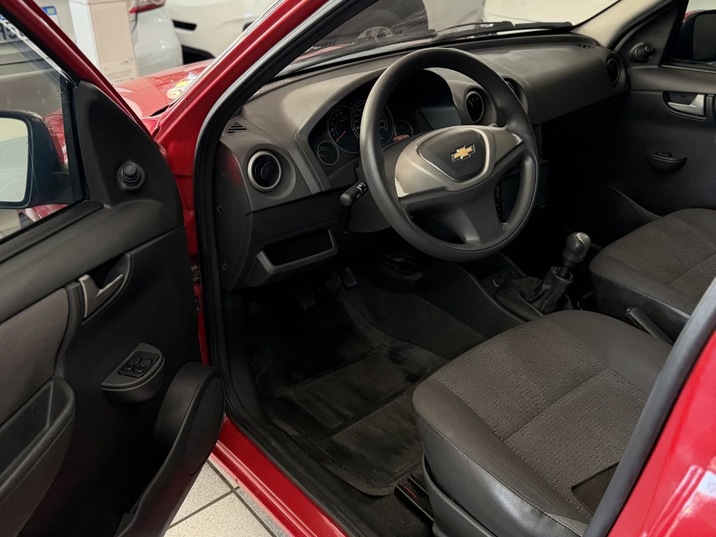CHEVROLET CELTA 1.0 MPFI LT 8V FLEX 4P MANUAL 2013 foto 2