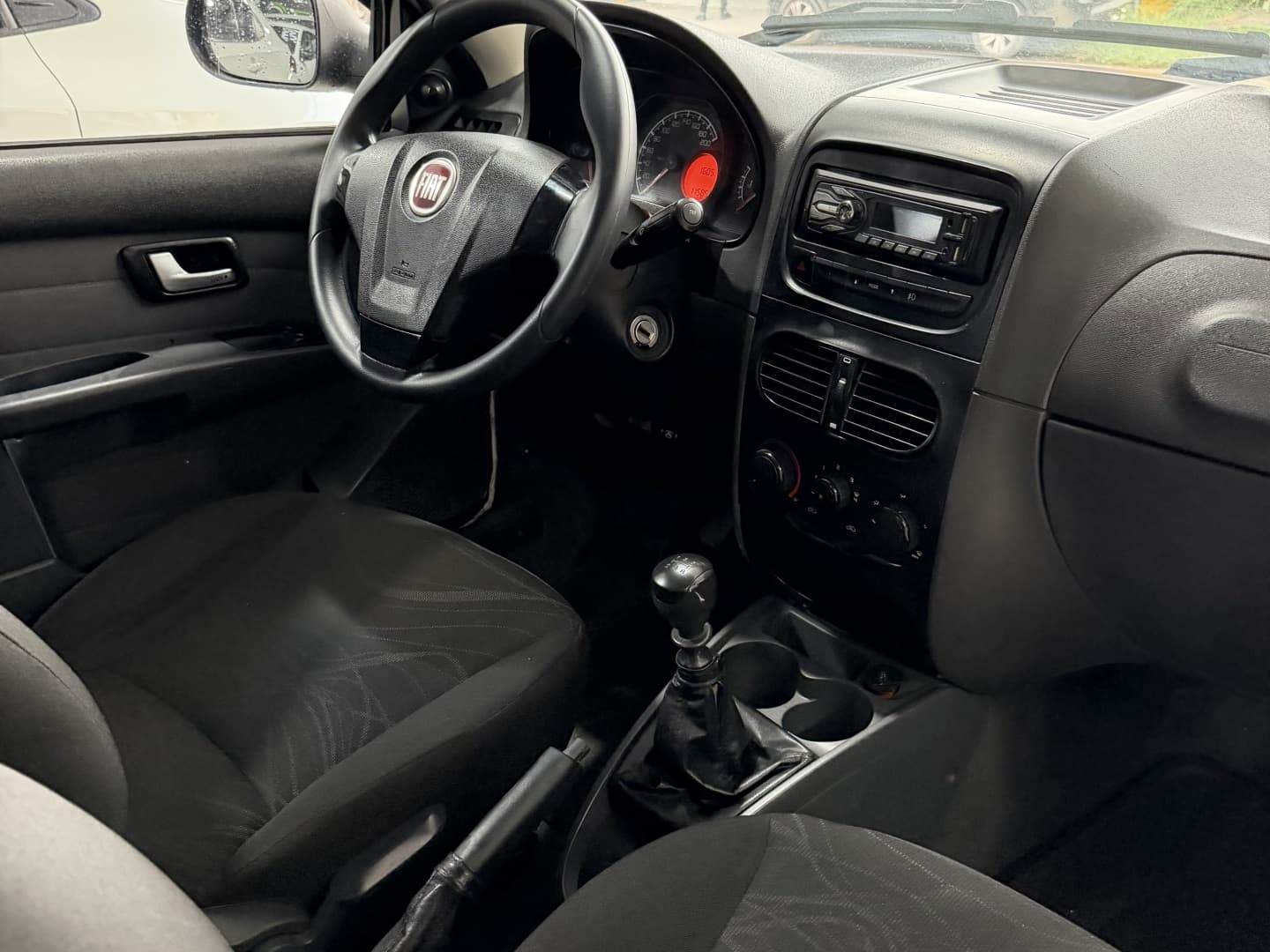 FIAT STRADA 1.4 MPI WORKING CD 8V FLEX 3P MANUAL 2016 foto 3