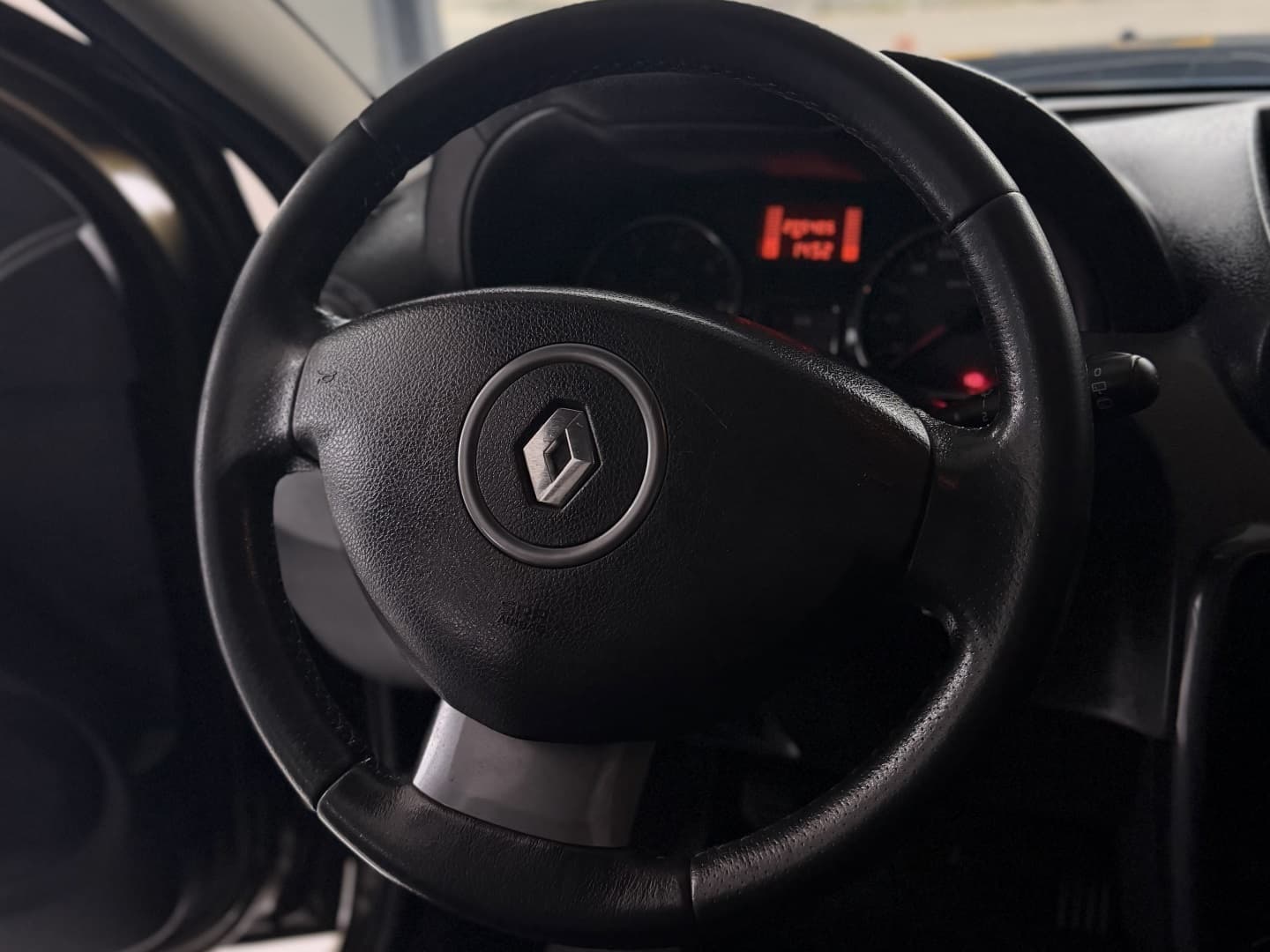 RENAULT DUSTER 1.6 DYNAMIQUE 4X2 16V FLEX 4P MANUAL 2014 foto 3