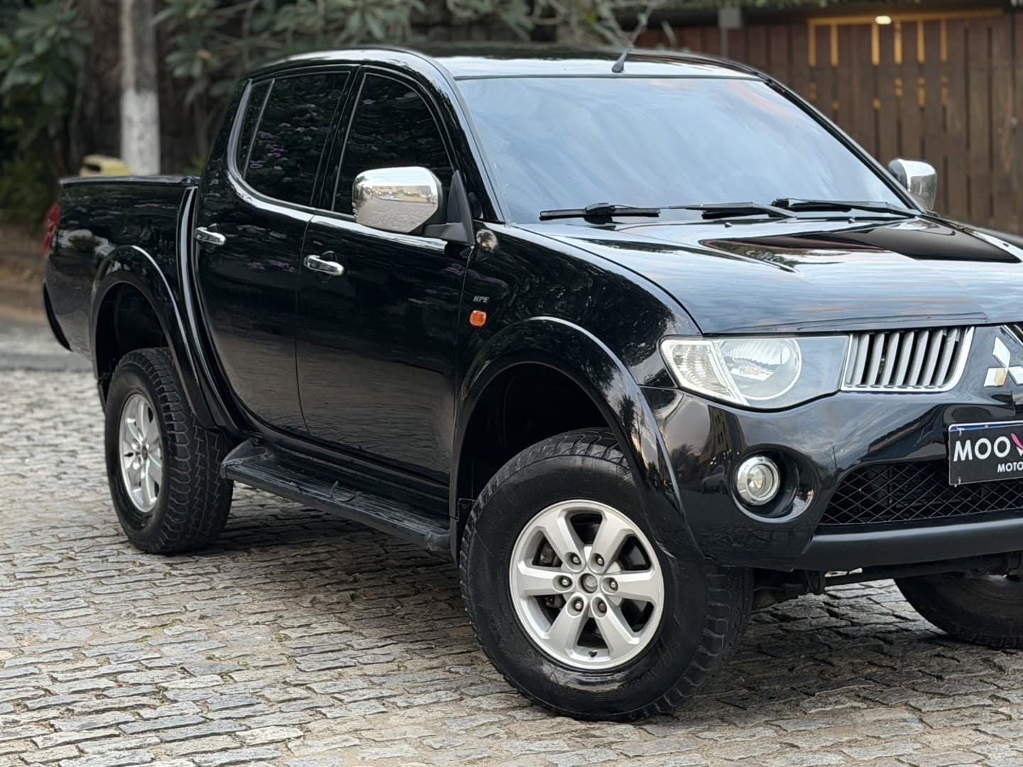 MITSUBISHI L200 TRITON 3.2 HPE 4X4 CD 16V TURBO INTERCOOLER DIESEL 4P AUTOMÁTICO 2010 foto 2
