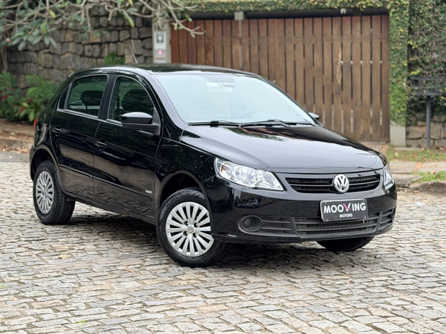 VOLKSWAGEN GOL 1.0 MI 8V FLEX 4P MANUAL G.V 2012 foto 1