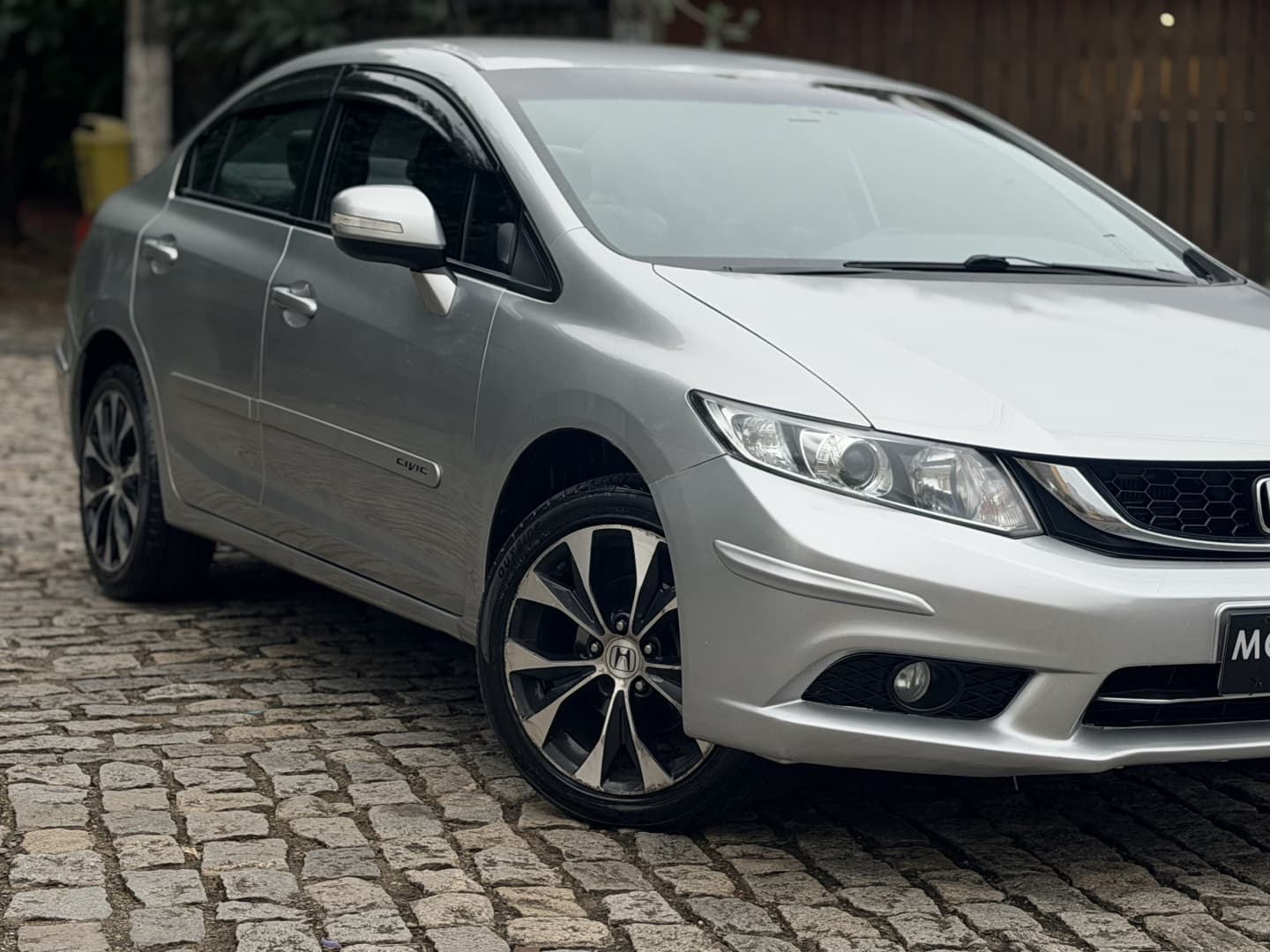 HONDA CIVIC 2.0 LXR 16V FLEX 4P AUTOMÁTICO 2016 foto 2