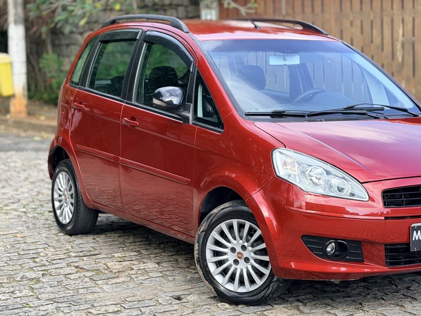 FIAT IDEA 1.4 MPI ATTRACTIVE 8V FLEX 4P MANUAL 2013 foto 2