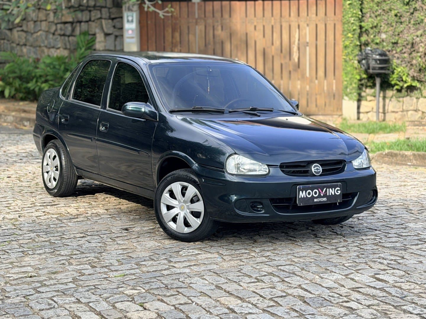 CHEVROLET CLASSIC 1.0 MPFI LIFE 8V GASOLINA 4P MANUAL 2005 foto 1