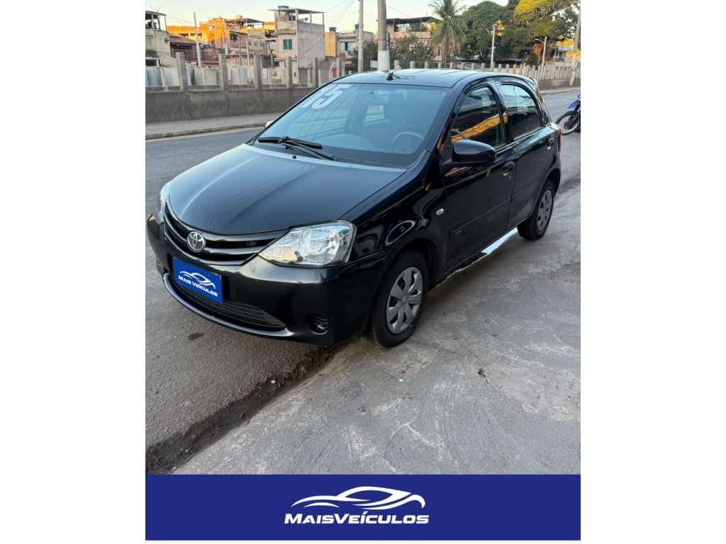 TOYOTA ETIOS 1.3 XS 16V FLEX 4P MANUAL 2015 foto 2