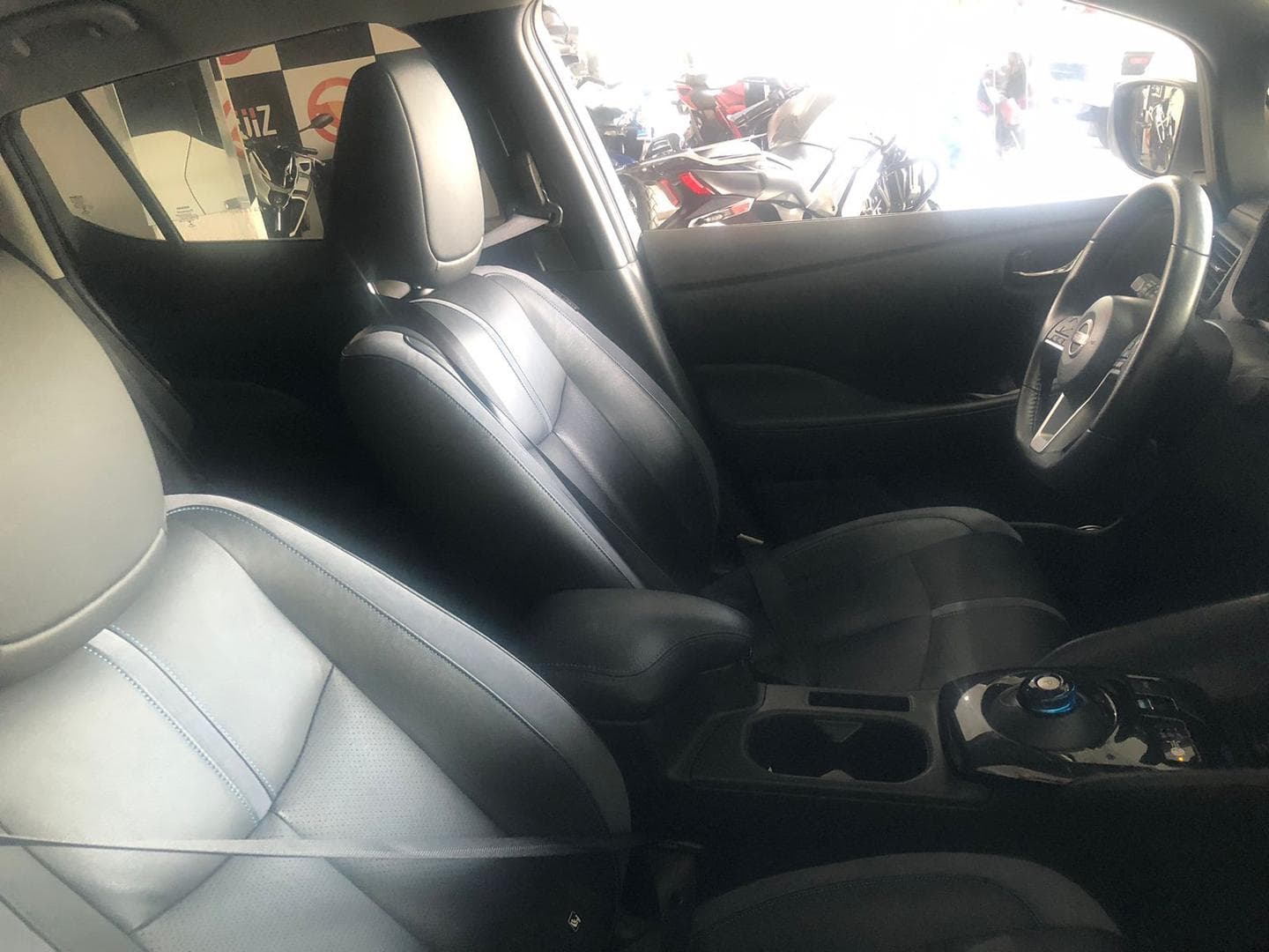 NISSAN LEAF TEKNA 2024 foto 3