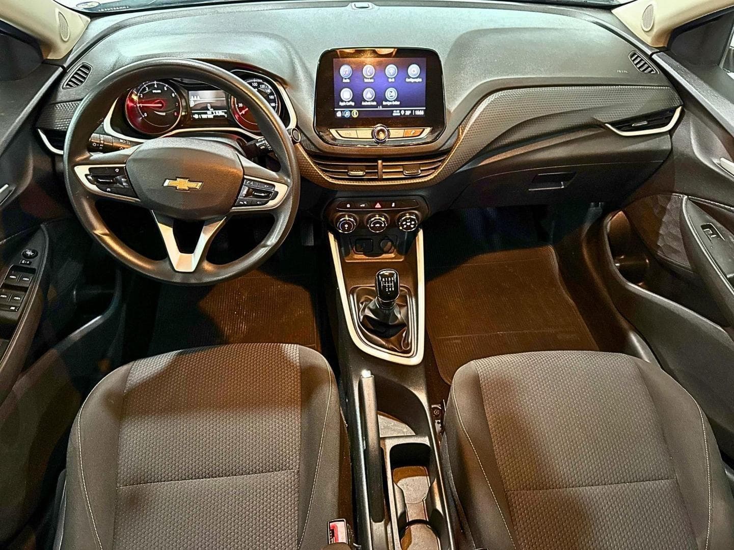 Chevrolet Onix Hatch Flex 2024 foto 2