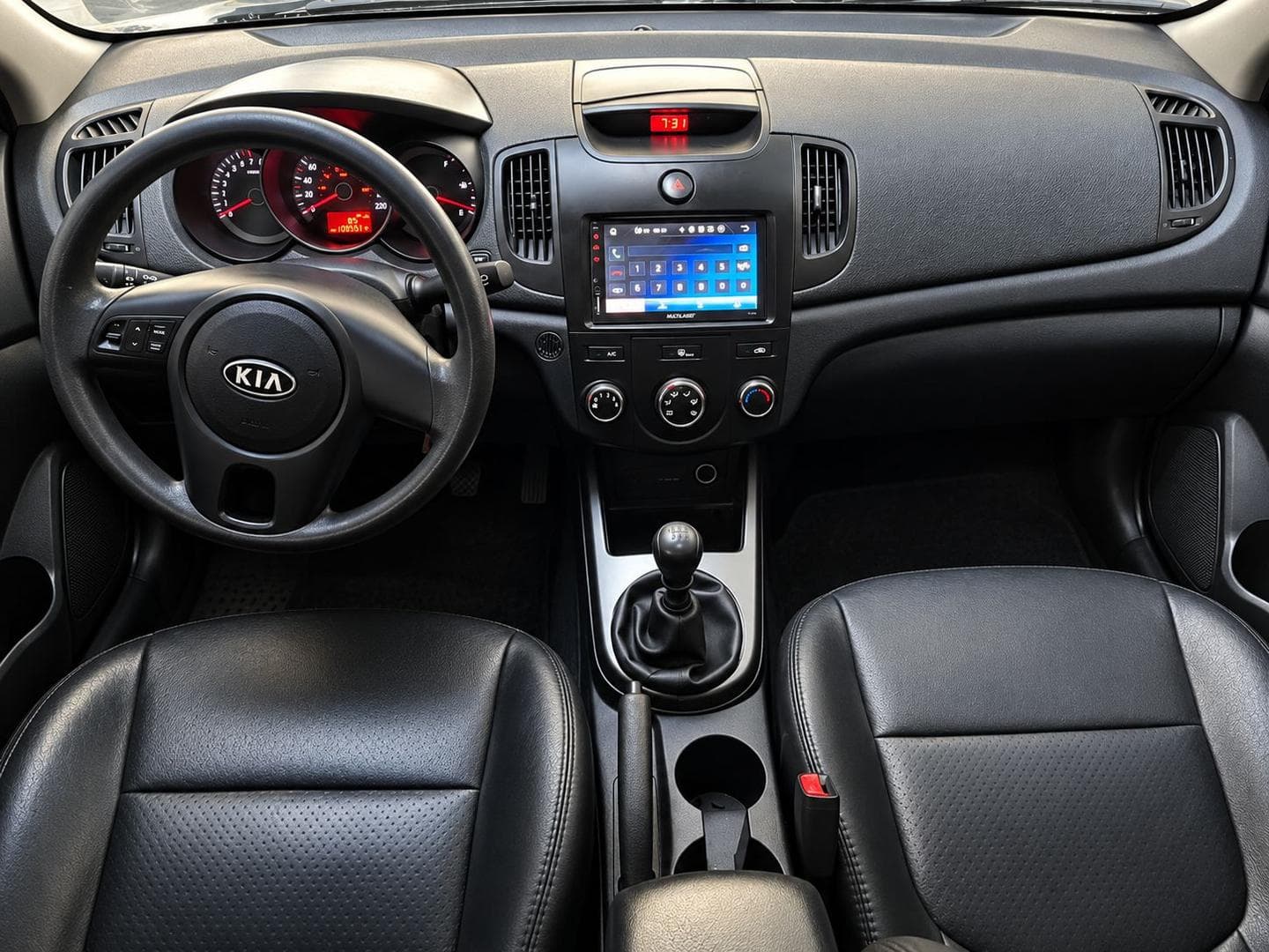 KIA CERATO EX 1.6 2010 foto 2