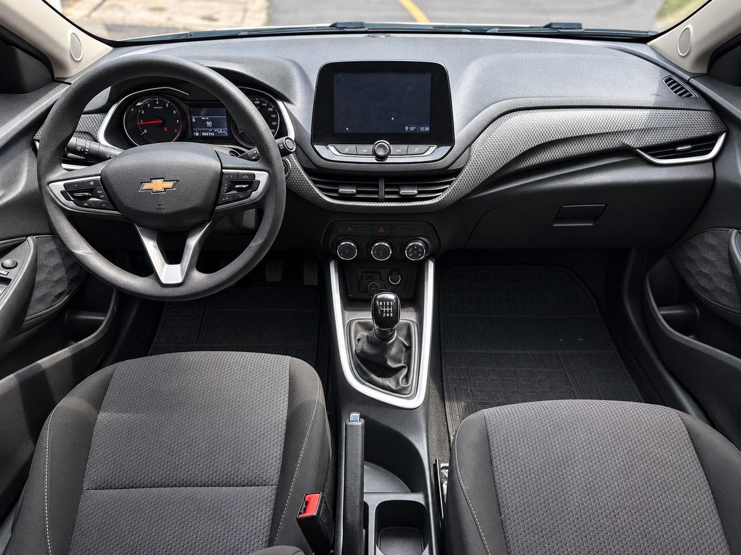 CHEVROLET ONIX PLUS 1.0MT LT2 2024 foto 2