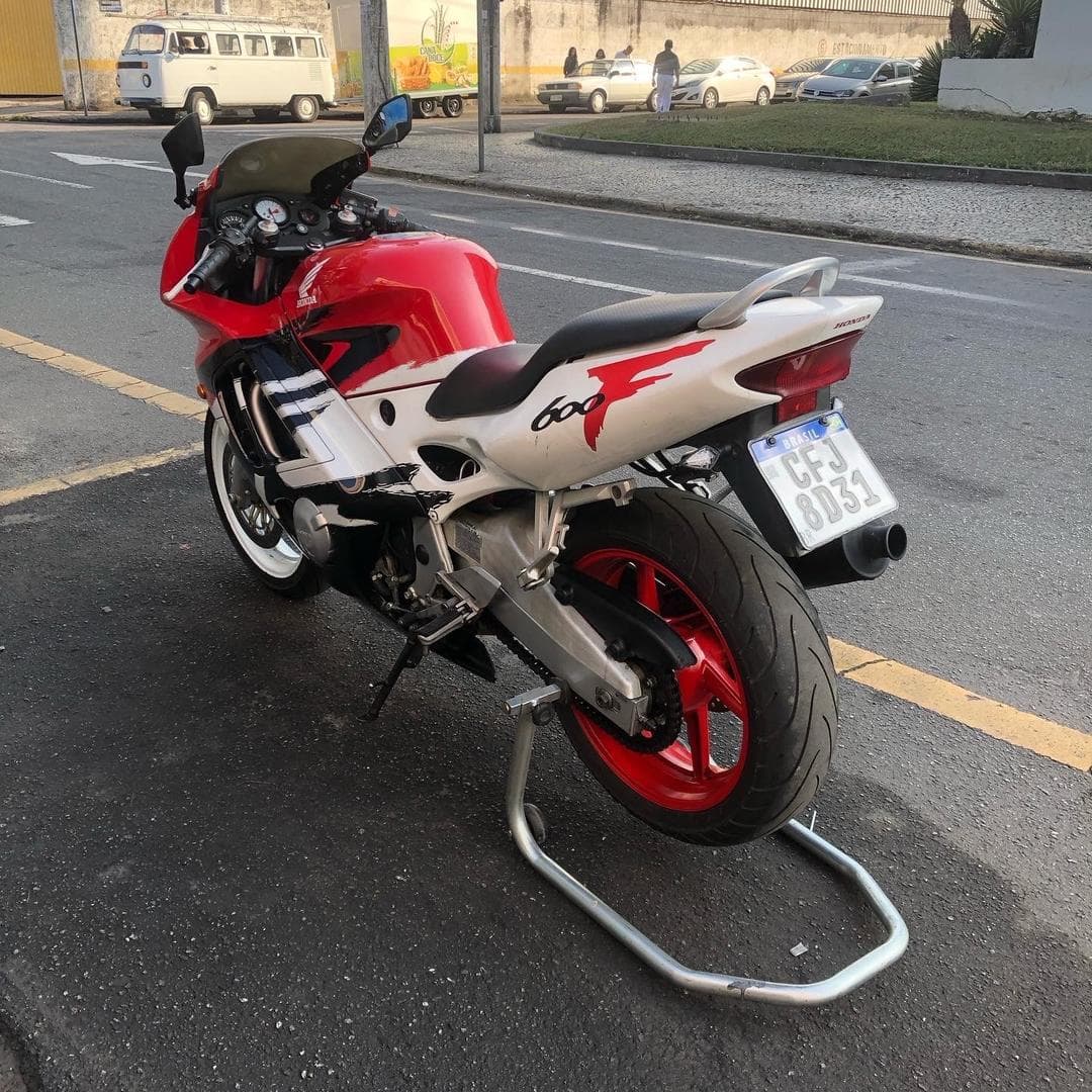 HONDA CBR 600-F 1997 foto 3