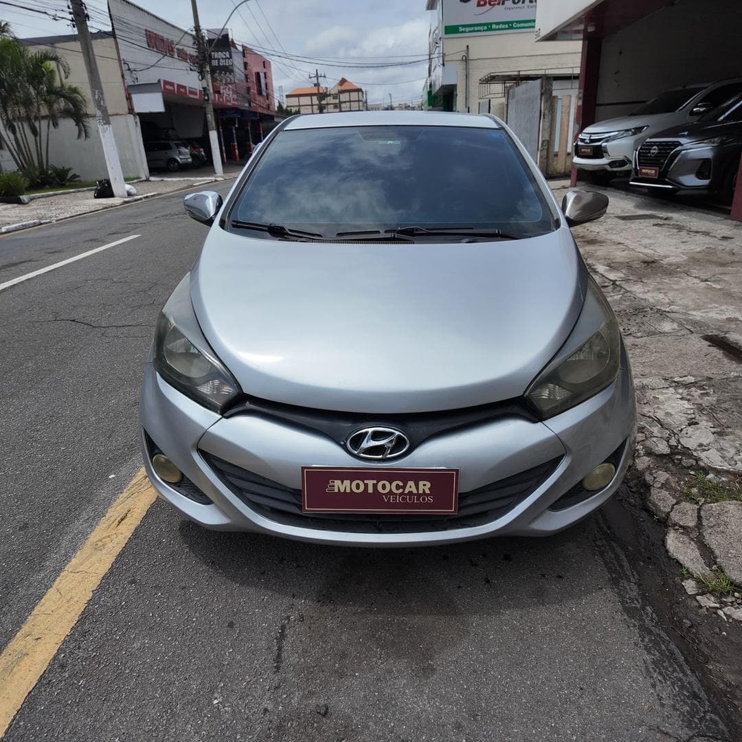 HYUNDAI HB20S 1.6 COMFORT PLUS 16V FLEX 4P AUTOMATICO 2014 foto 3