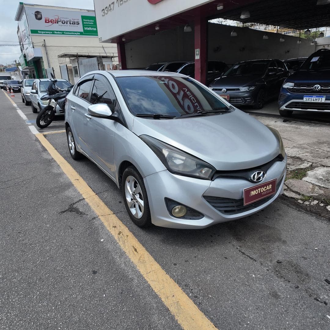 HYUNDAI HB20S 1.6 COMFORT PLUS 16V FLEX 4P AUTOMATICO 2014